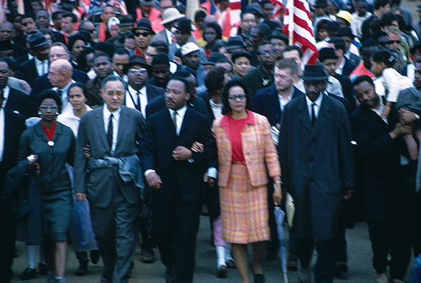 3,000 civil rights marchers leave Selma for Montgomery