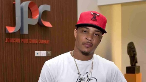 T.I. at the Johnson Publishing Company office in Chicago