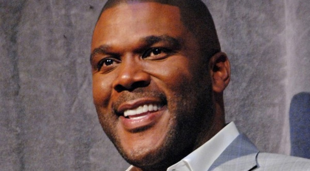 Tyler-Perry-To-The-Rescue-Of-Burned-Out-Family_original_1417