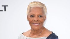 Dionne Warwick Still Angered by Molestation Claims Against Her Sister