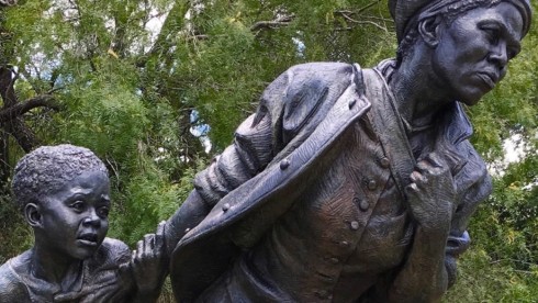 harriet-tubman-sculpture-image