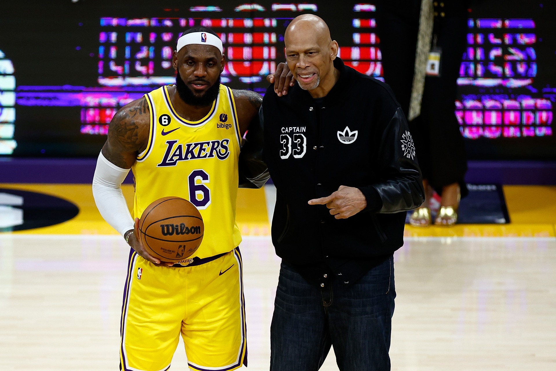 LeBron James passes Kareem Abdul-Jabbar as NBA all-time leading scorer