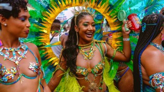 The Secrets to Creating a Spectacular Carnival Costume, According